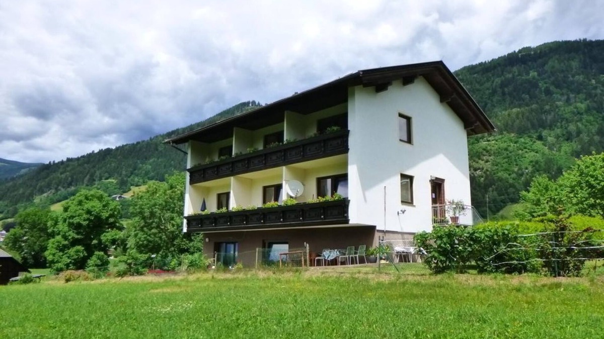 Millstatt Apartment | Ferienwohnung 2 - Gästehaus Anni Maier