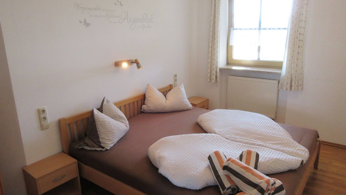 Waging am See Apartment | Ferienwohnung 4 für 4 Personen, Balkon, 55 qm
