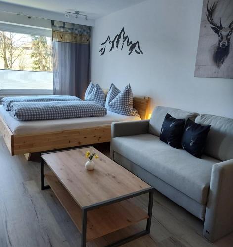 Oy Apartment | Ferienwohnung AllgOy