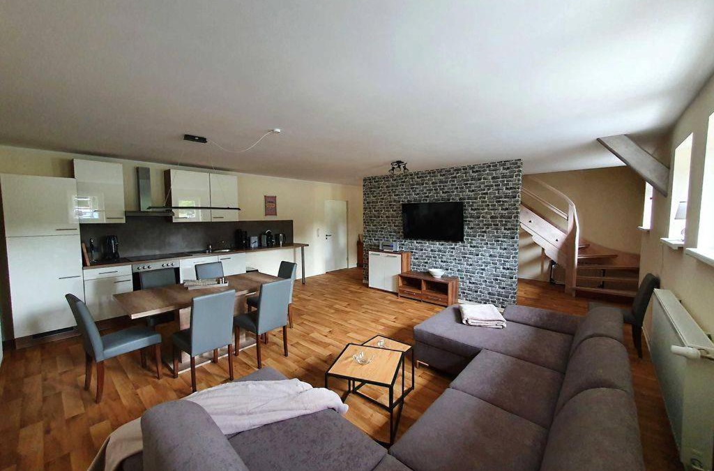Stiege Apartment | Ferienwohnung Am Bahnhof