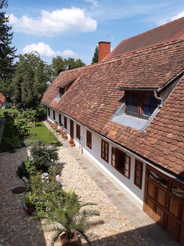 Fuerstenfeld Apartment | Ferienwohnung am Hauptplatz