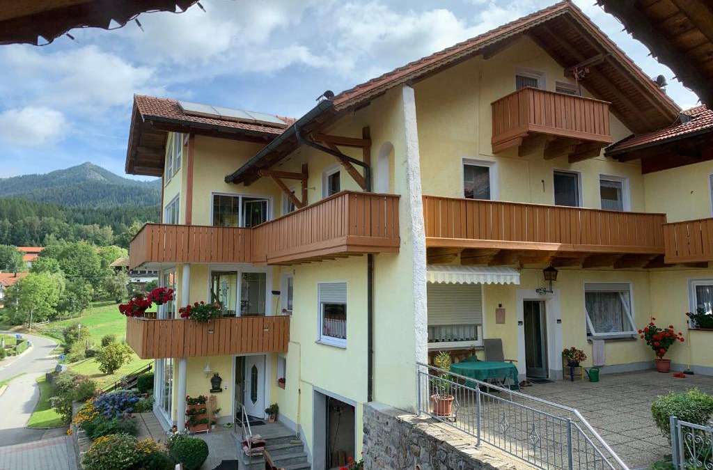 Lohberg Apartment | Ferienwohnung Am Laitenhang