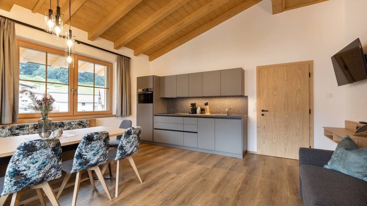 Fuegen Apartment | Ferienwohnung/app. für 6 Gäste mit 90m² in Fügen
