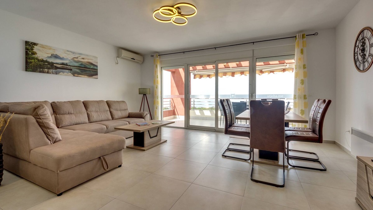 Utjeha Apartment | Ferienwohnung/app. für 6 Gäste mit 112m² in Utjeha