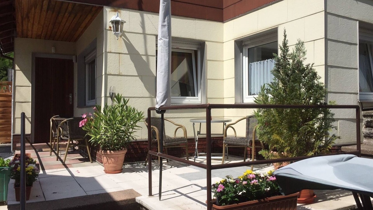 Albstadt Apartment | Ferienwohnung Behrens-Reinke, 30qm mit 1 Wohn-/Schlafraum für max. 2 Personen