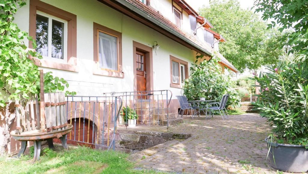 Freiamt Apartment | Ferienwohnung bei Mina & Ida