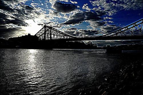 Laubegast Apartment | Ferienwohnung Dresden Elbe