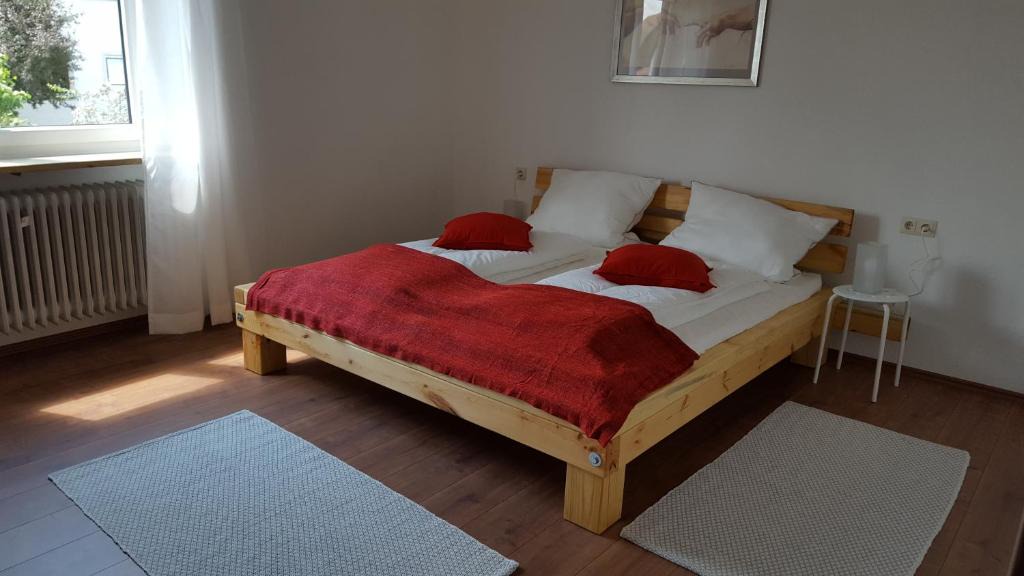 Hilpoltstein Apartment | Ferienwohnung & Gästezimmer Rixner