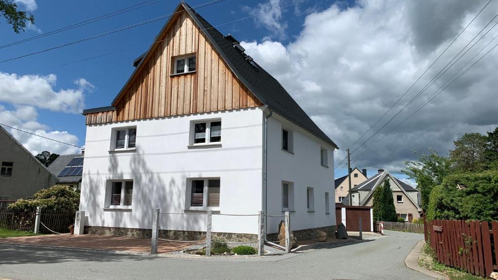 Koenigswalde Apartment | Ferienwohnung Groß