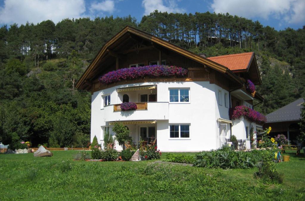 Arzl im Piztal Apartment | Ferienwohnung Gundolf Christine