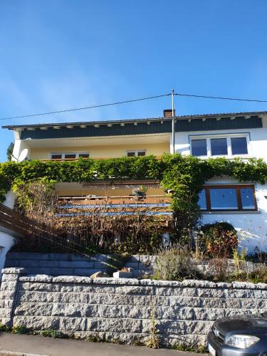 Tennenbronn Apartment | Ferienwohnung Härtel