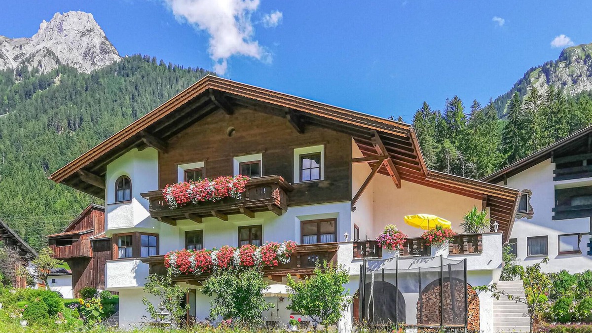 Flirsch Apartment | Ferienwohnung in Flirsch