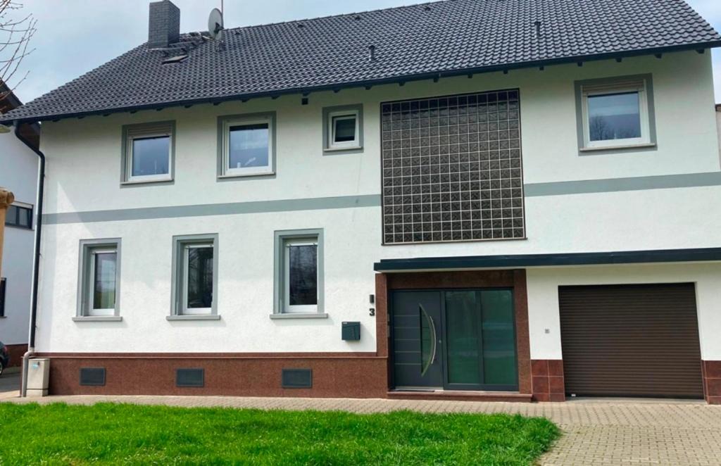 Hamm am Rhein Hotel | Ferienwohnung -Isola Madre