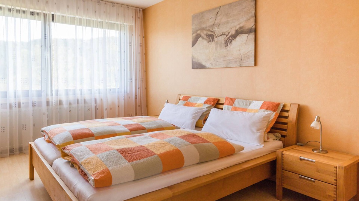 Plettenberg Apartment | Ferienwohnung Lux mit Garten, 90qm, 2 Schlafzimmer, max. 4 Personen