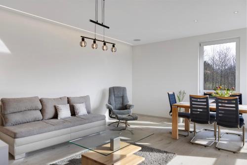 Floh Apartment | Ferienwohnung Maßkopf-Blick