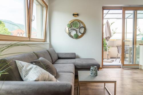 Lagundo Apartment | Ferienwohnung mit Garage, Fahrradraum und sehr großer sonnenverwöhnten Terrasse