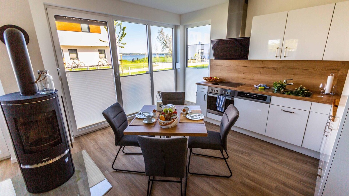 Schwerin Apartment | Ferienwohnung mit Sauna, Kamin und Garten