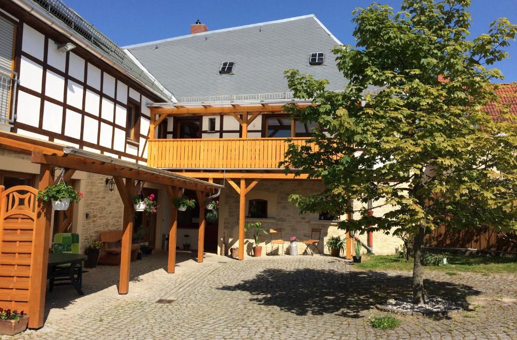 Auma House | Ferienwohnung & Pension Brückner