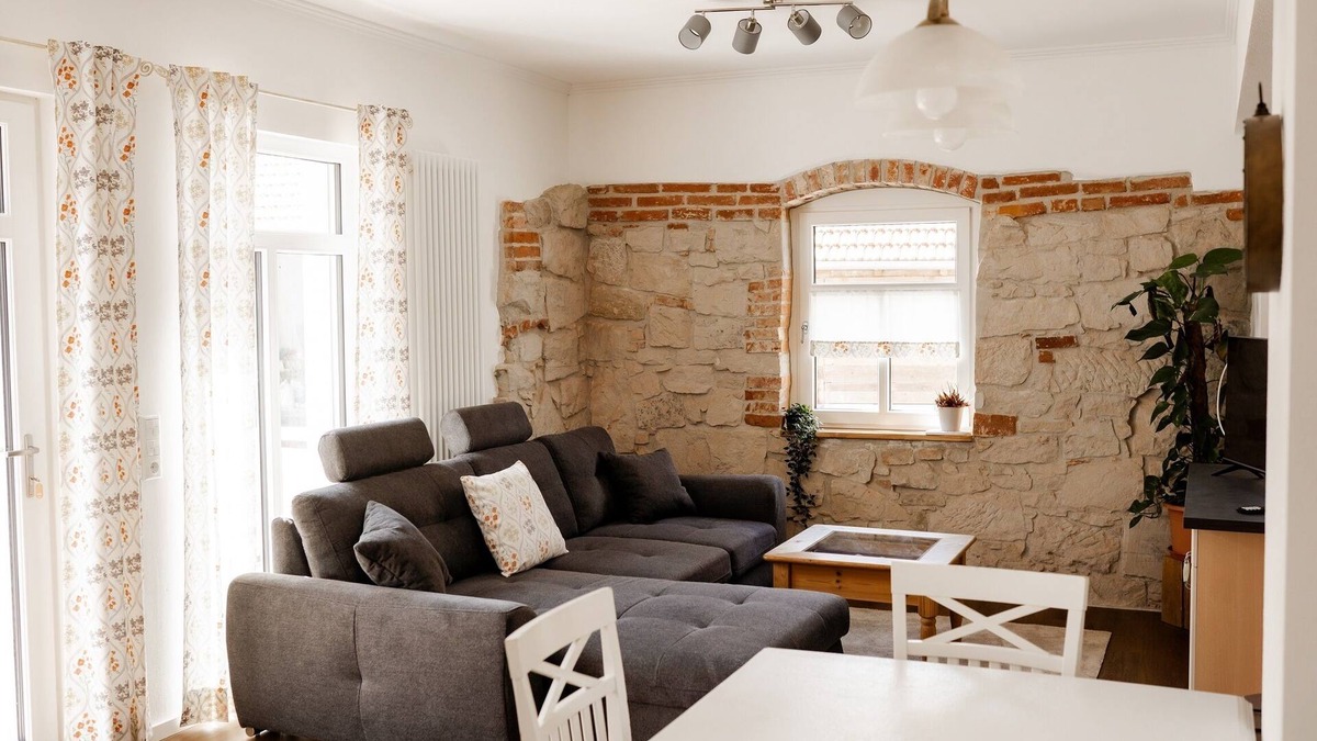 Oberaurach Apartment | Ferienwohnung Sandsteinblick mit 1 Schlafzimmer