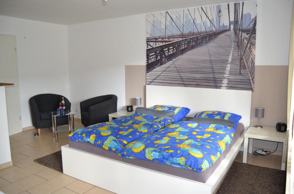 Ost Apartment | Ferienwohnung Schelsen