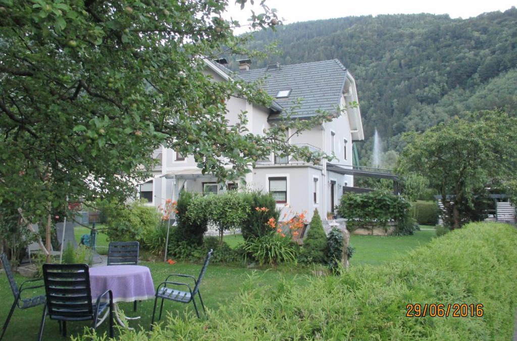Doebriach Apartment | Ferienwohnung Steinwender