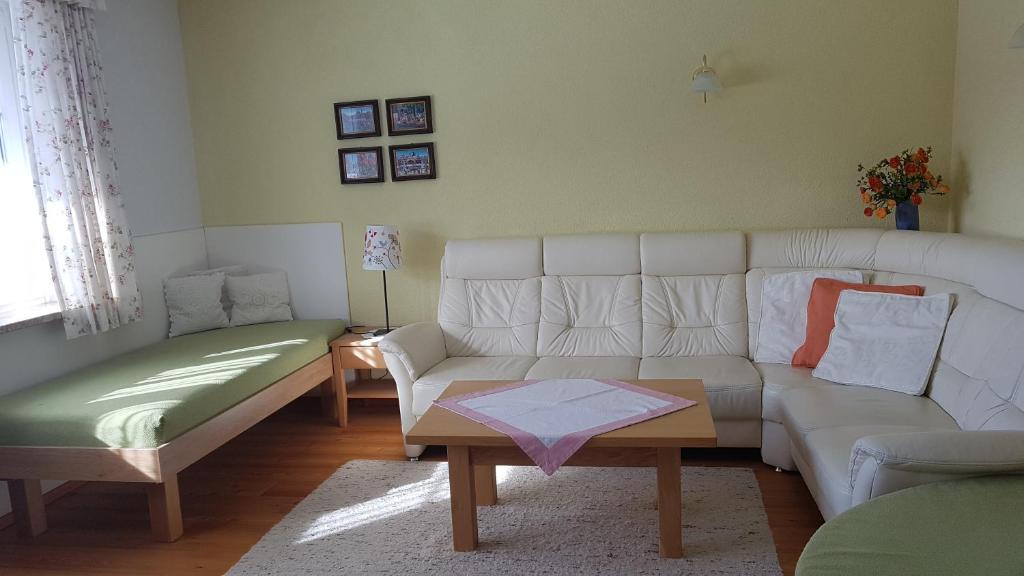 Thorl Apartment | Ferienwohnung Szöky