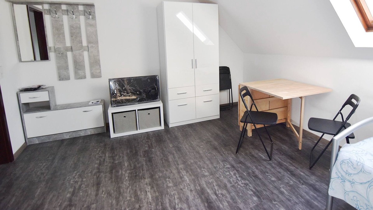 Troisdorf Apartment | Ferienwohnung T18, 1 Schlafzimmer, Max. 4 Personen