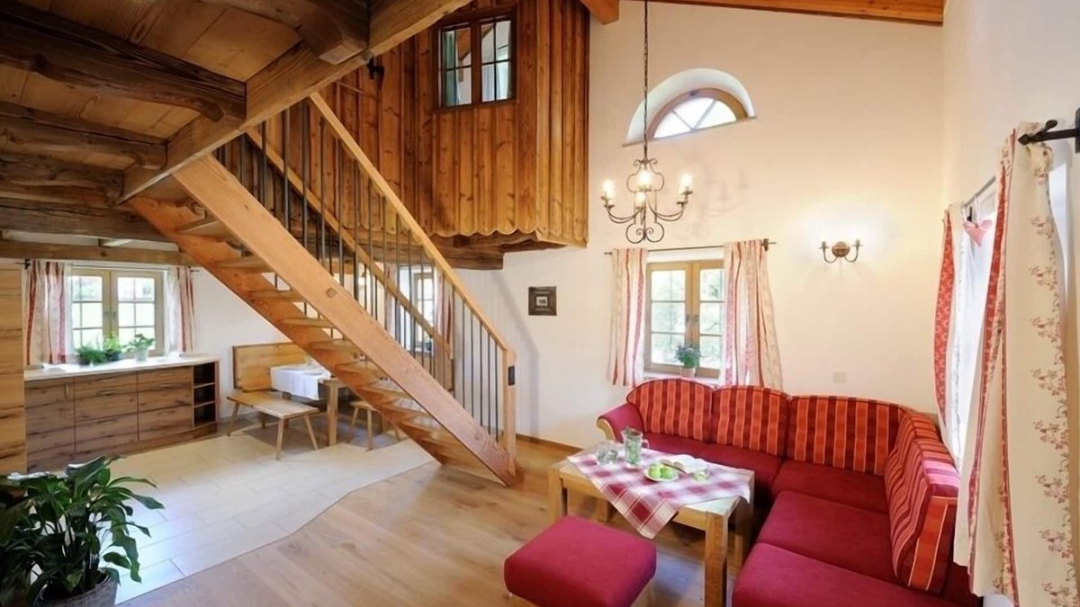 Hoslwang Apartment | Ferienwohnung "Tegernsee", 90 qm Obergeschoss, 3 separate Schlafzimmer