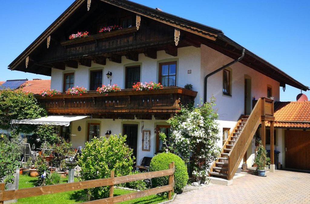 Hohenaschau im Chiemgau Apartment | Ferienwohnungen Kern