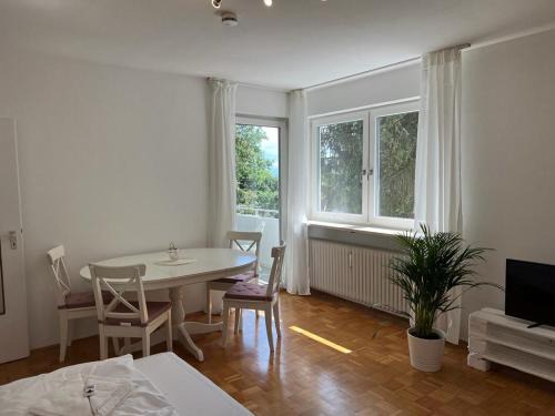 Poecking Apartment | Ferienwohnungen Sisi