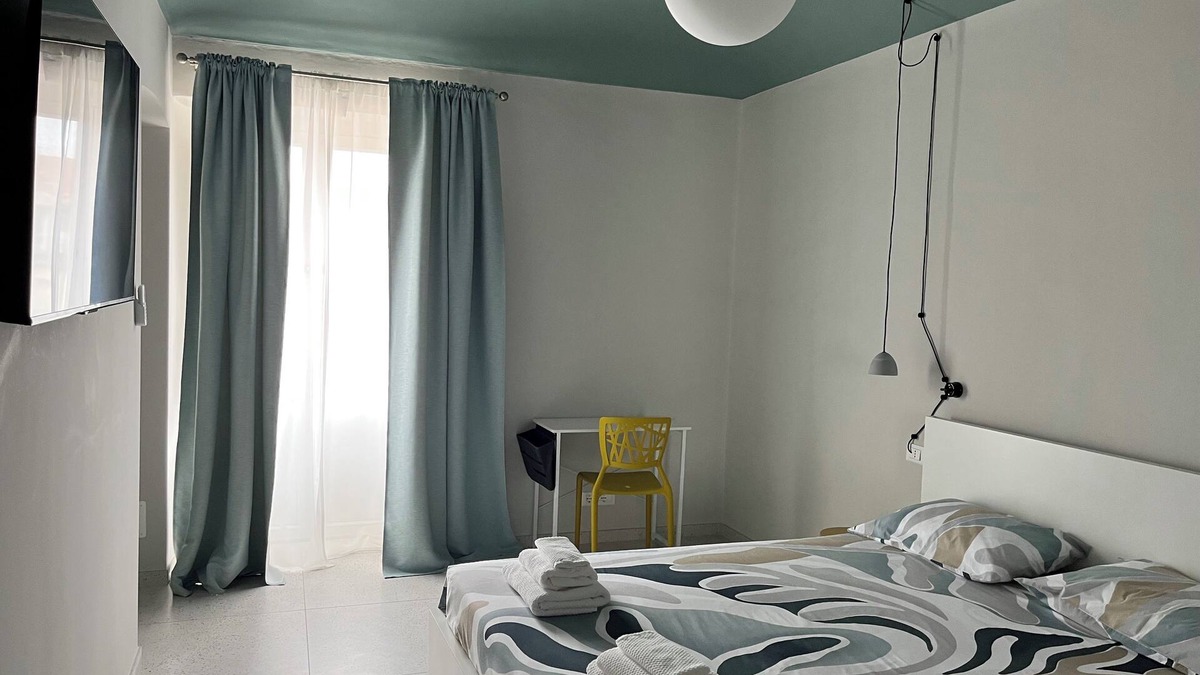 San Salvario Apartment | Fermata Marconi two-room apartment in the center of Turin