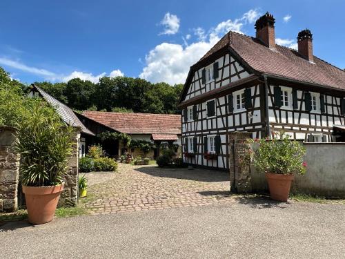 Drachenbronn-Birlenbach Bed & Breakfast | Ferme Auberge du Moulin des Sept Fontaines