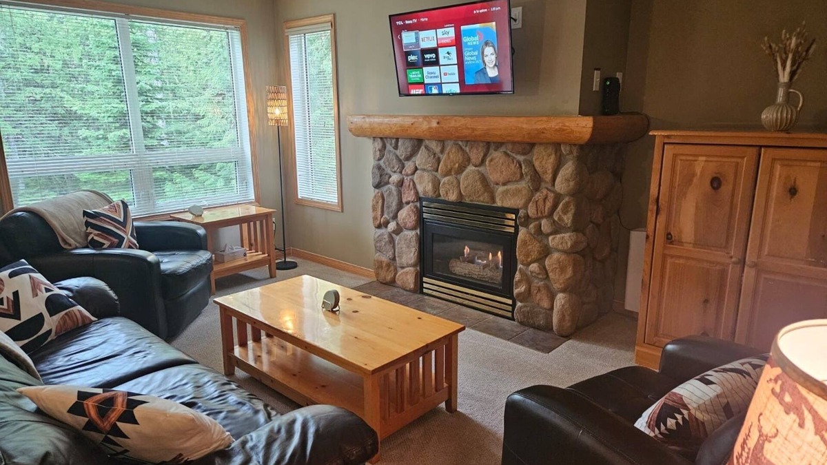 East Kootenay Condo | Fernie Alpine Escape w/Private Hot Tub