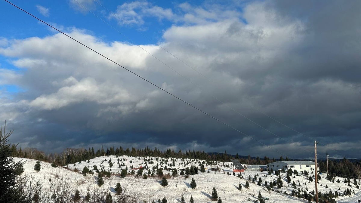 Canaan Cabin | FernRay, a charming lodge located on 154 acre Christmas tree farm with trails