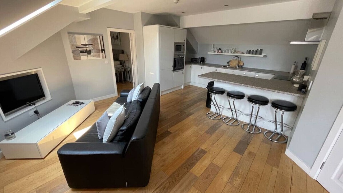 Knutsford House | Fernside Barn Apartment