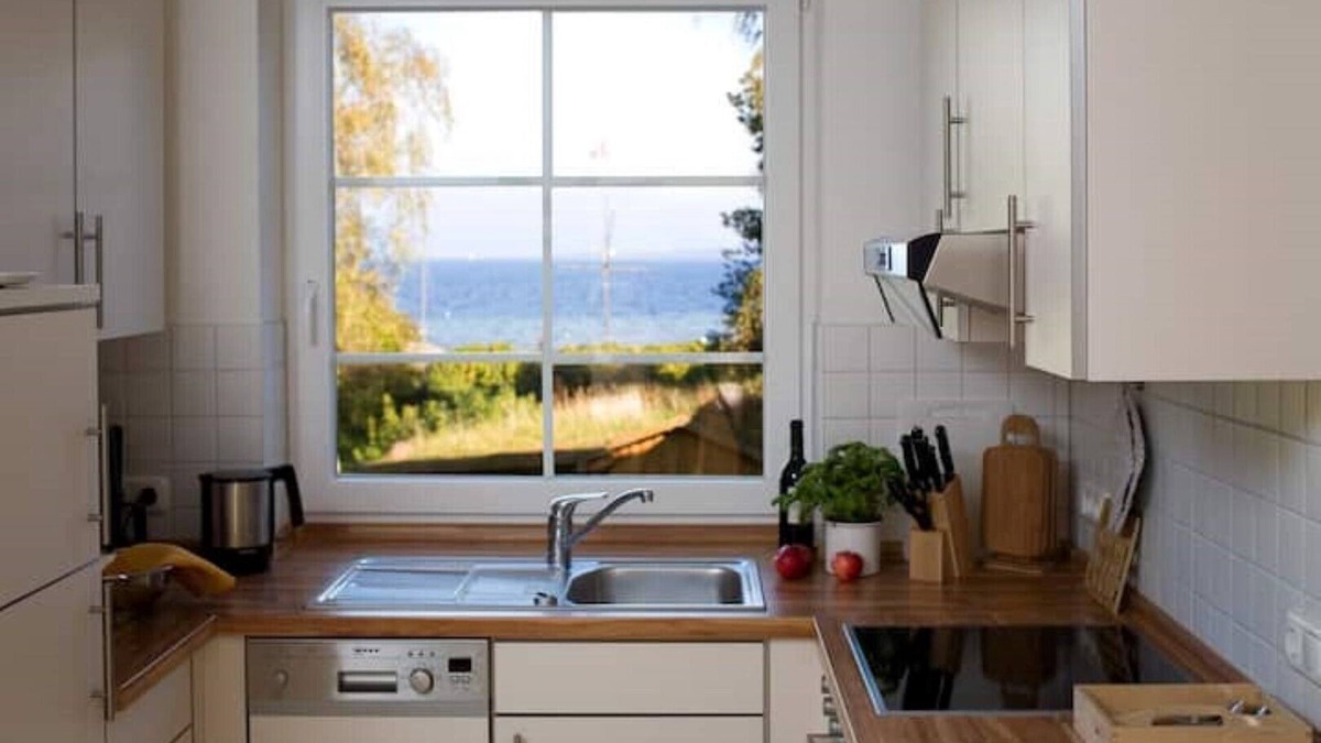 Steinberghaff Condo | FeWo Hans - Vacation with a view of the Baltic Sea right on the beach