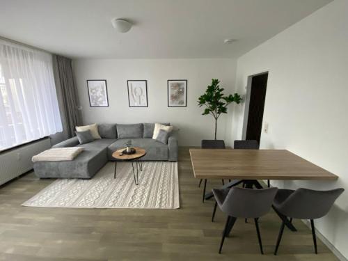 Lahnstein auf der Hohe Apartment | Fewo Taunusblick mit Pool