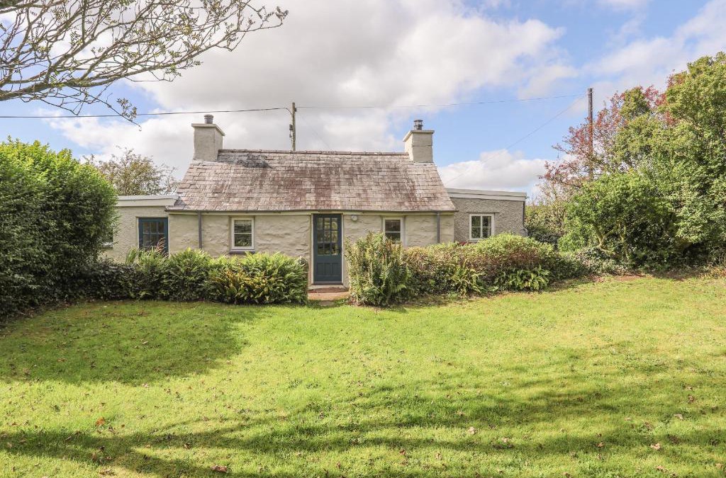 Bodorgan House | Ffrwd Cottage