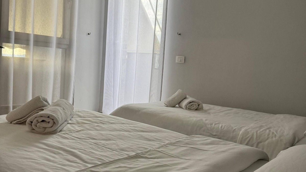 Tirana Apartment | FIA Rentals Tirana 9 - Panoramic View