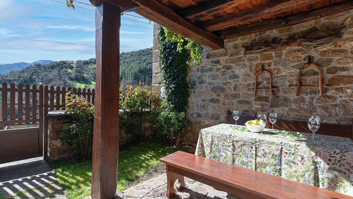 Cabezon de Liebana Villa | Fidalsa House of Views