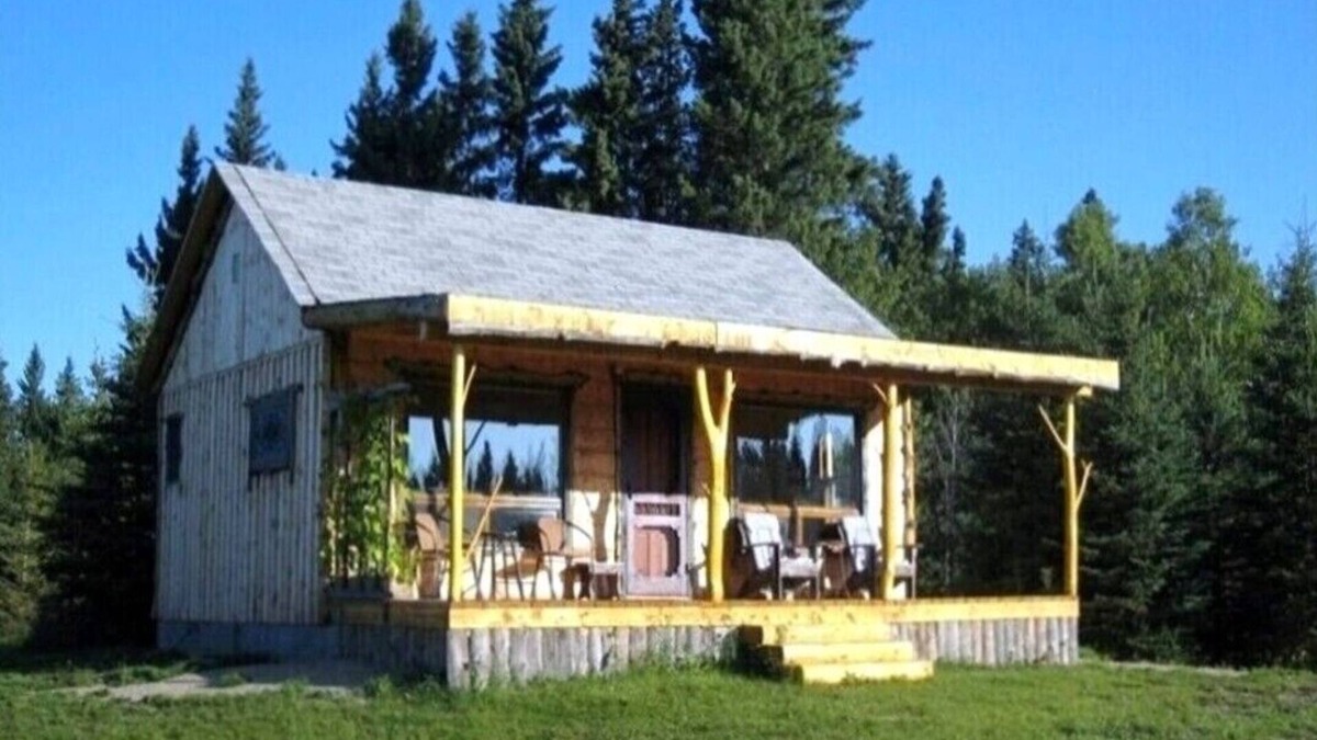 Erickson Resort | Fiddlehead Cabin With Outdoor Sauna by Riding Mountain National Park, Clear Lake