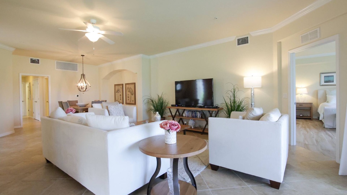 Naples Condo | Fiddlers Creek condo - great view and amazing amenities!