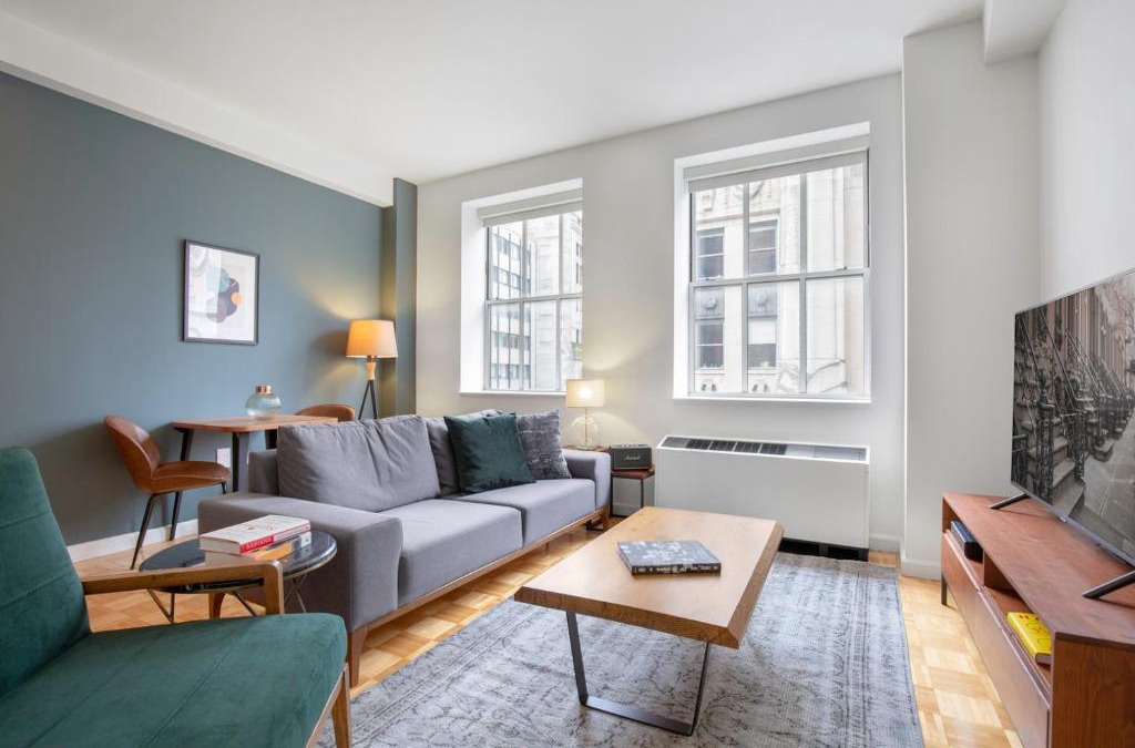 Financial District Apartment | FiDi 1BR w Residents Bar Golf Simulator Gym NYC-270