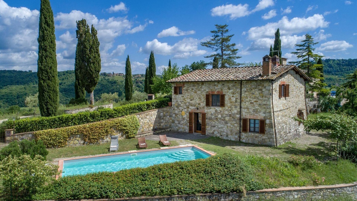 Radda in Chianti Villa | Fienile al Corno, Radda in Chianti, Siena and Chianti
