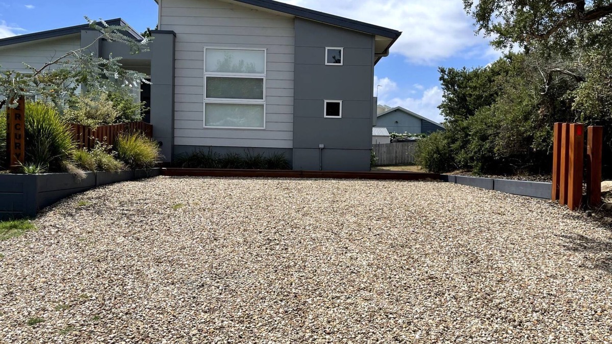 Venus Bay House | Fifteen Mercury - stunning house with outdoor spa!