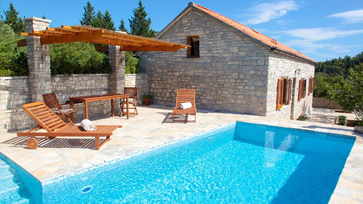 Korcula Villa | Fig Tree Villa - A traditional stone villa set in an olive grove