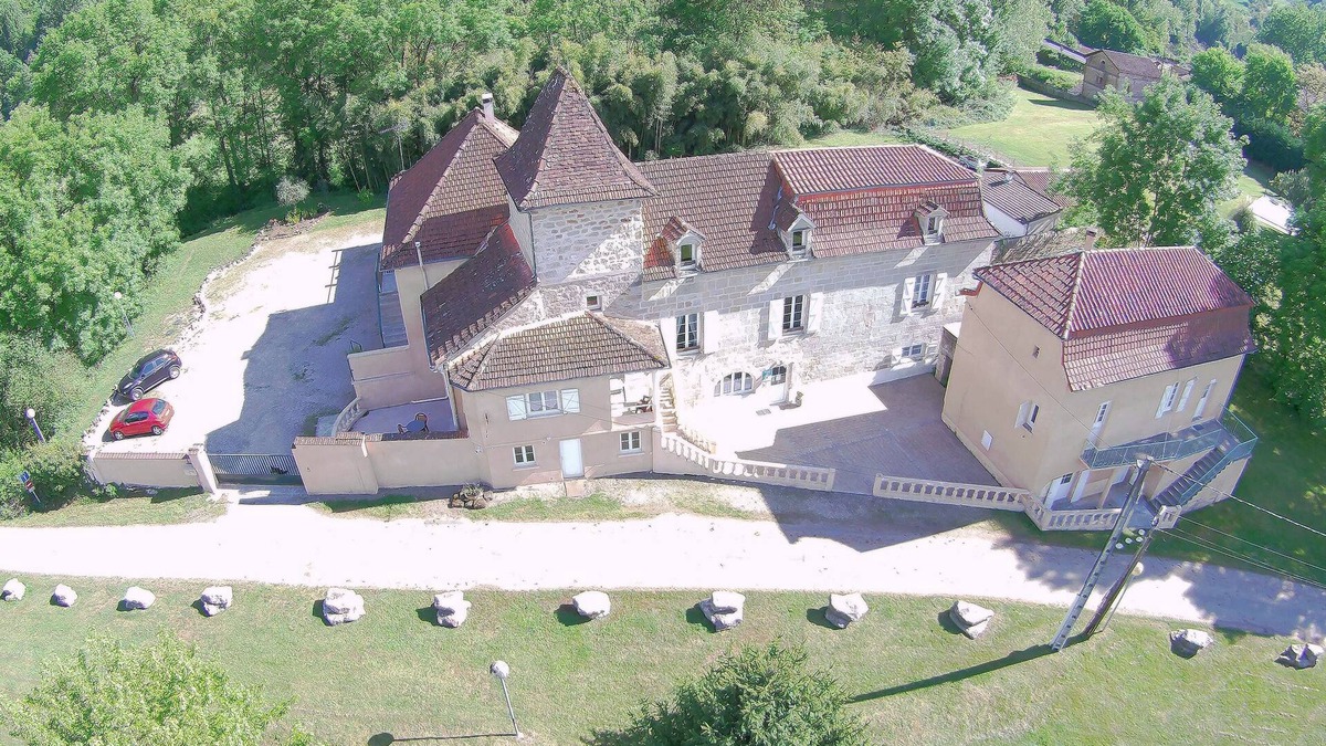 Causse-et-Diege House | Figeac Bed and Breakfast of 37 m²