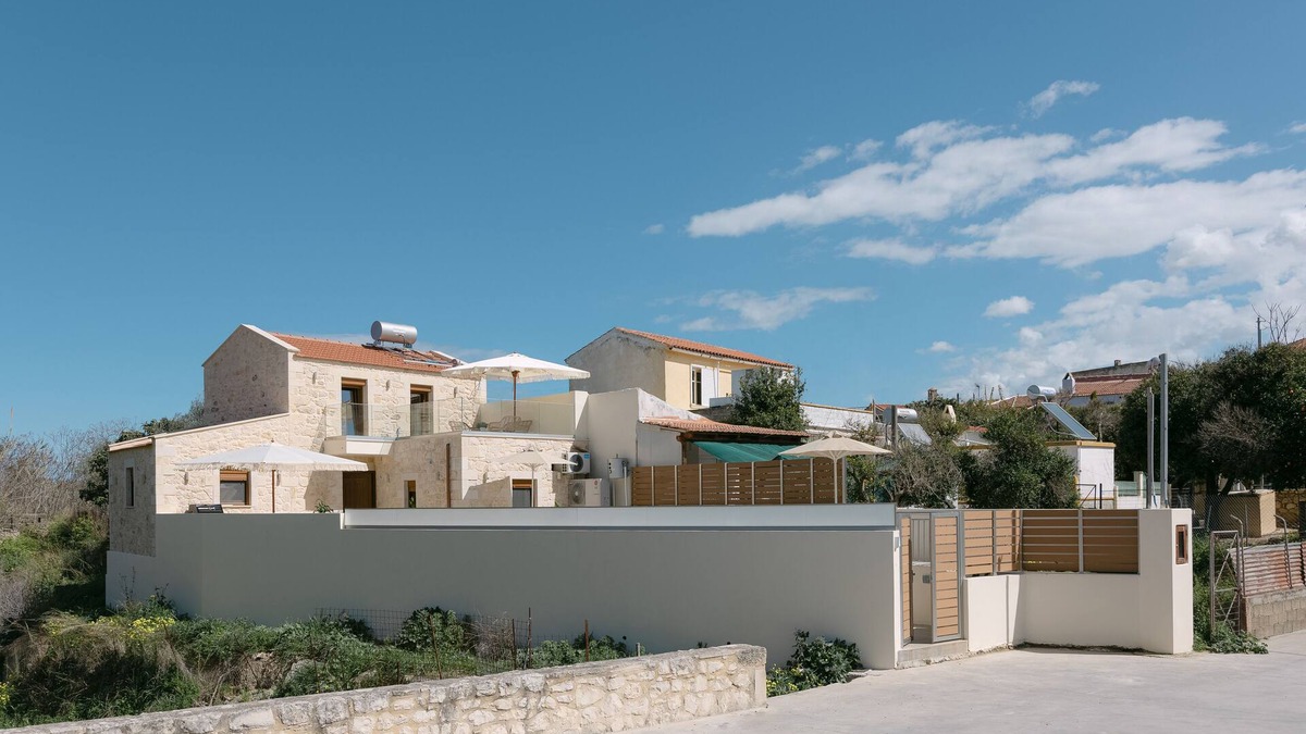 Adelianos Kampos Villa | Fillio luxury villa