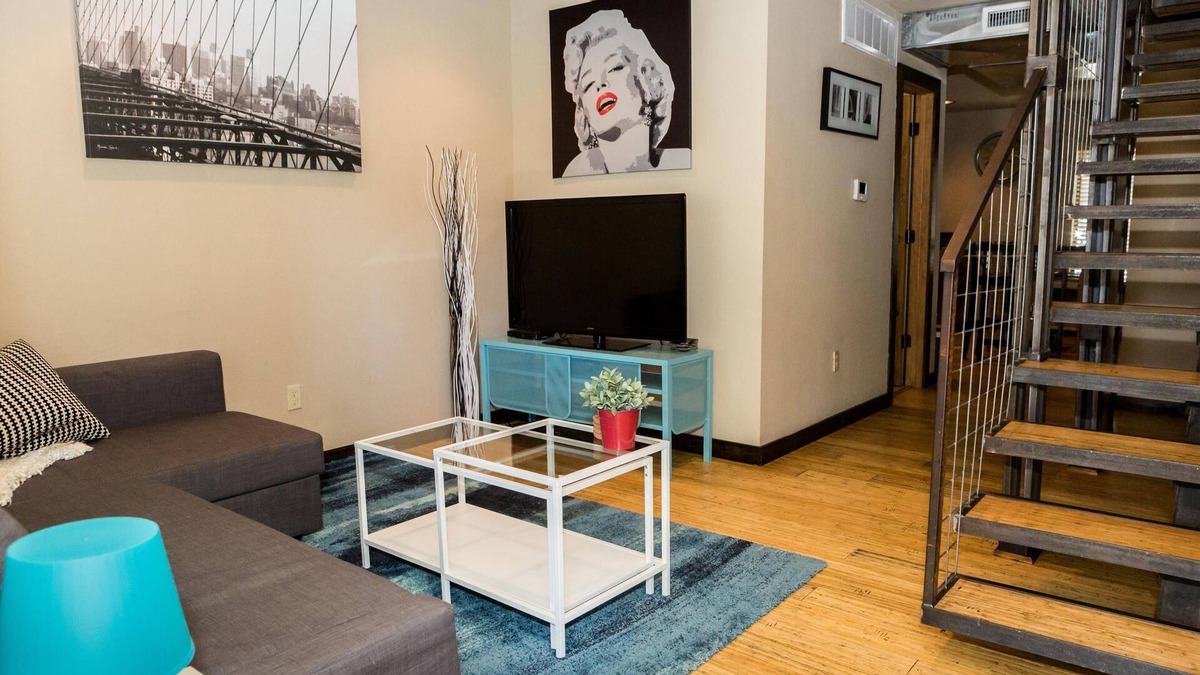 Waco Condo | Finally a better way to visit Waco! Minutes from Magnolia Market/McLane