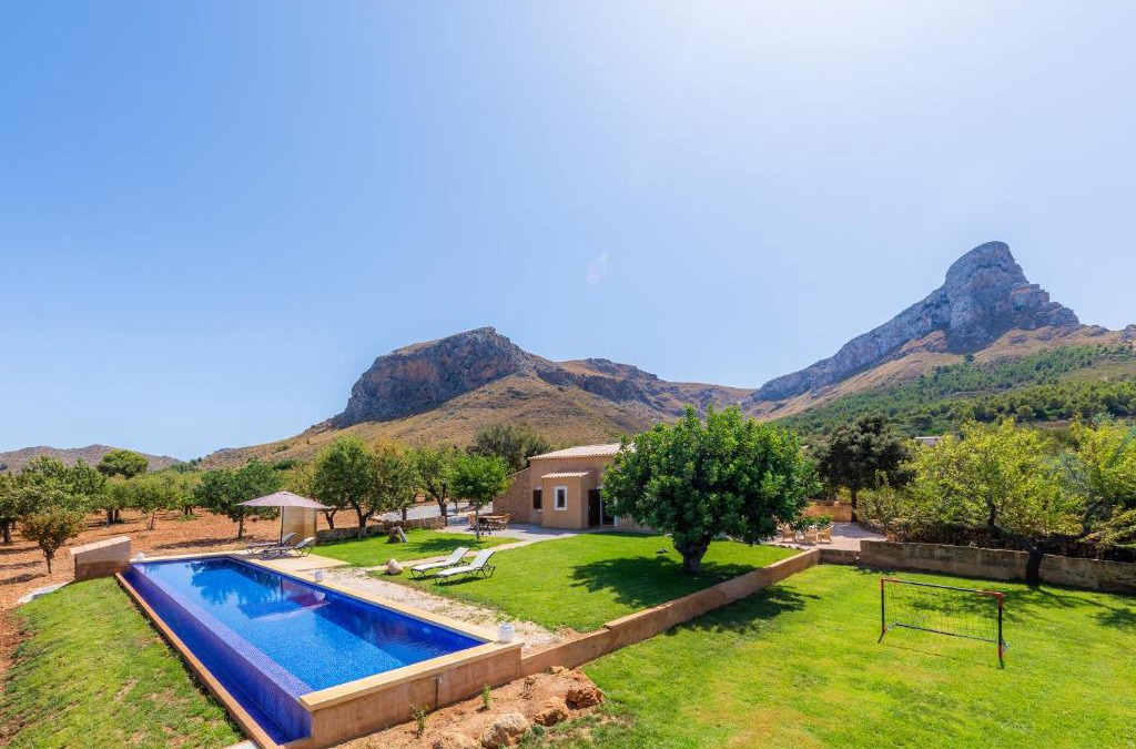 Colonia de Sant Pere Villa | Finca Ca`n Jaumí, un paraíso con vista al mar y a la montaña